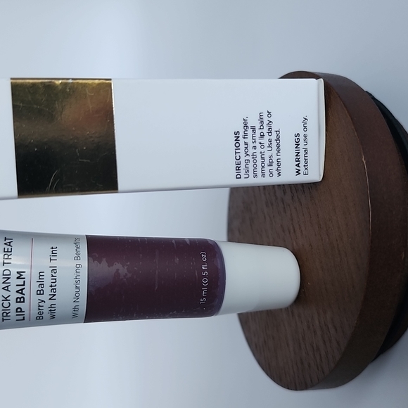 Hey Honey Trick and Treat Lip Balm- Berry Balm with Natural Tint - Picture 8 of 11